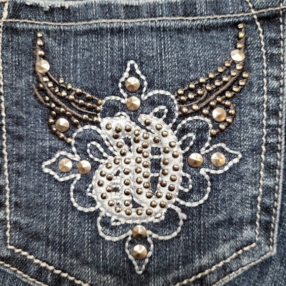 Guess Low-Rise Skinny-Leg Embelished Pocket Distressed Jeans - Size 27 - Picture 7 of 7